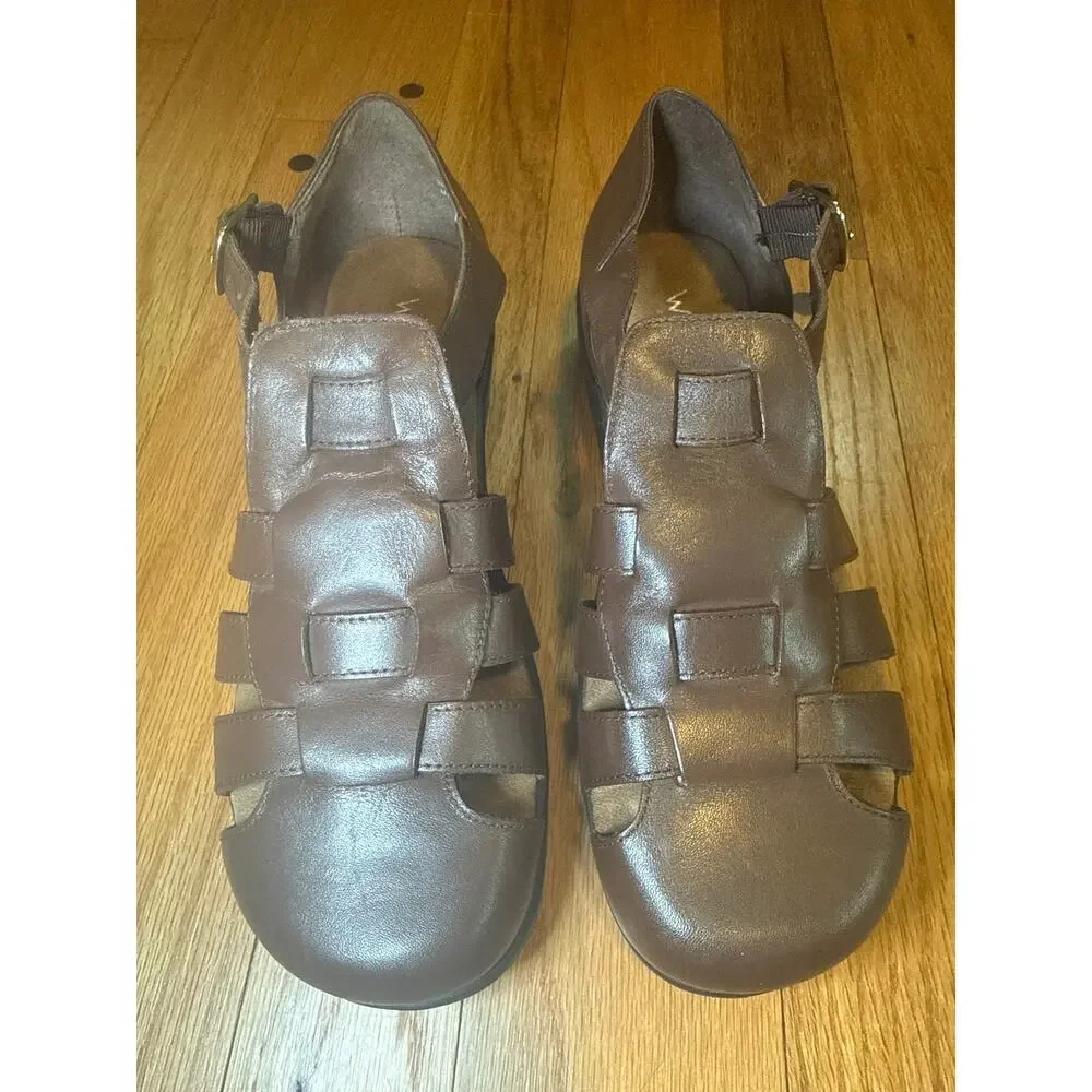 NEW Walking Cradles Closed Toe Sandals Leather Women’s 8 N Narrow Comfort Shoes